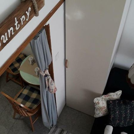 Hangulat Vendeghaz Apartmanok Oroshaza Luaran gambar