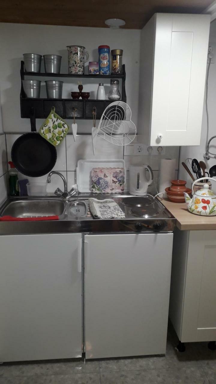 Hangulat Vendeghaz Apartmanok Oroshaza Luaran gambar