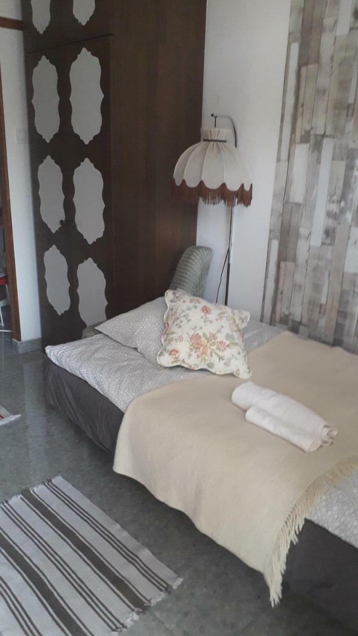 Hangulat Vendeghaz Apartmanok Oroshaza Luaran gambar
